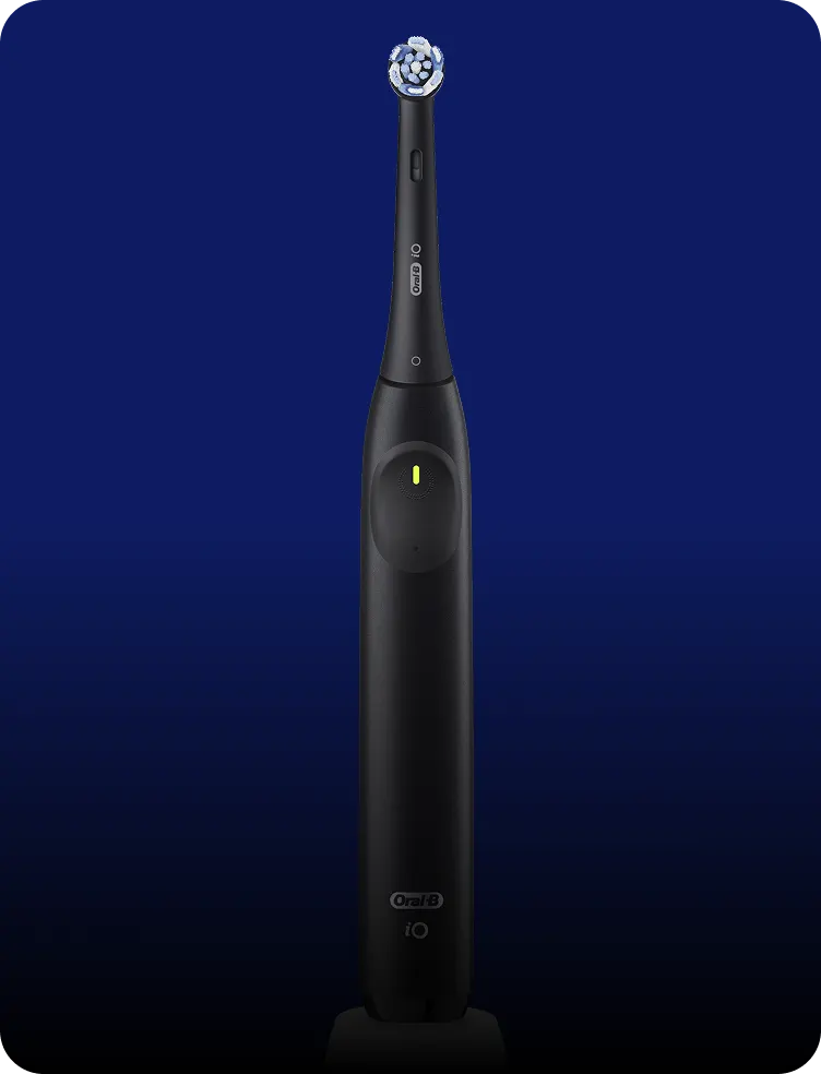 Oral-B iO2 black electric toothbrush with circular brush