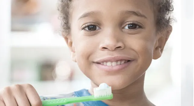 Pasta de dientes infantil