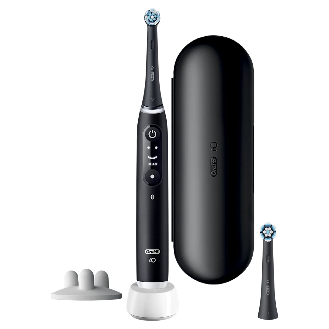 Oral-B iO6 Connected Coach, cepillo eléctrico negro con app que guía el cepillado. Estuche de viaje