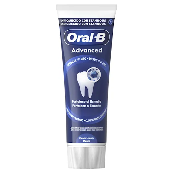 Oral-B Advanced, pack de dos, con la promoción "ahorra 3€" y la afirmación "Fortalece el esmalte desde el 1er uso".