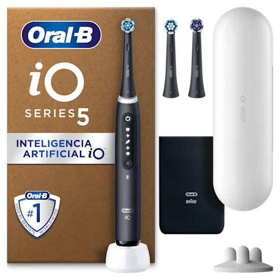 Oral-B iO5 cepillo de dientes eléctrico con su empaque, resaltando 5 modos de limpieza personalizada.