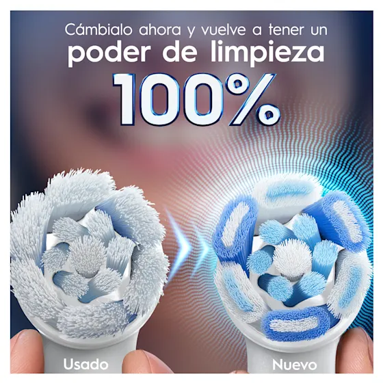 Cabezales Oral-B: imagen que compara un cabezal usado con uno nuevo, resaltando el "100% poder de limpieza" al cambiarlo.