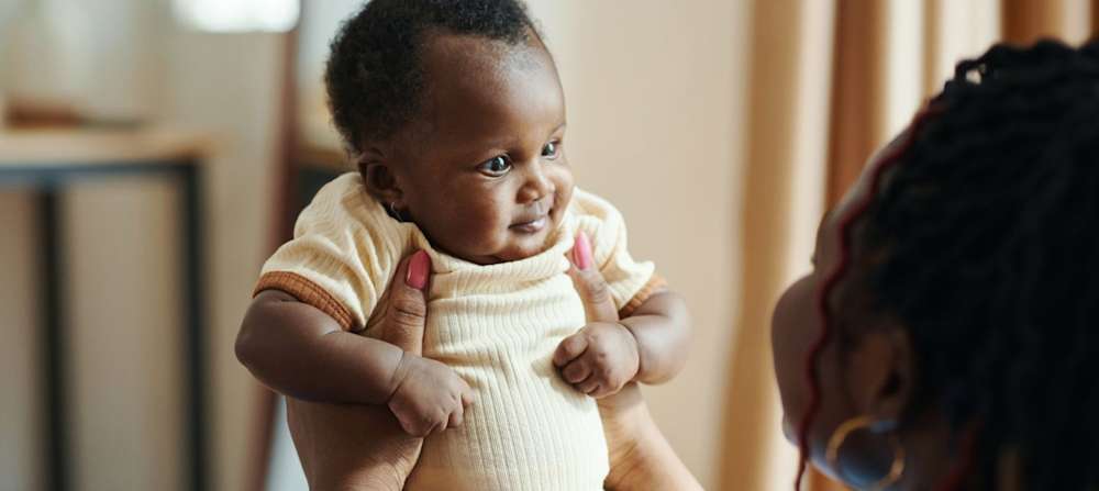 1 month old baby milestones: Development, growth, and more | Huckleberry