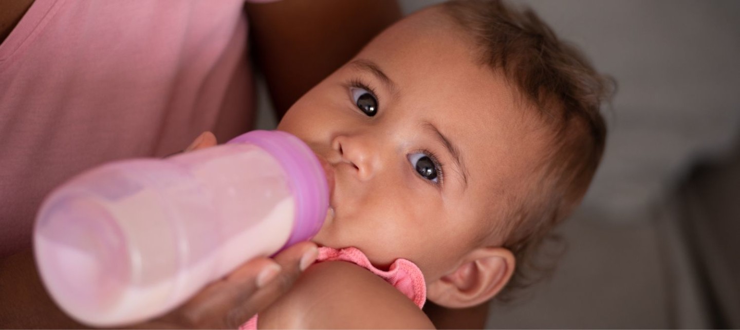 When do babies stop drinking formula: Transition to milk | Huckleberry