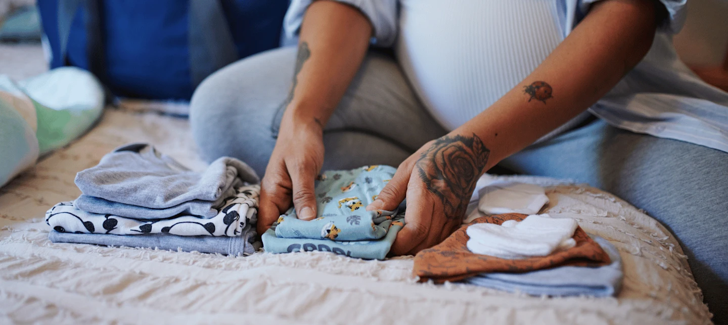 Expecting mom packing hospital bag | Huckleberry