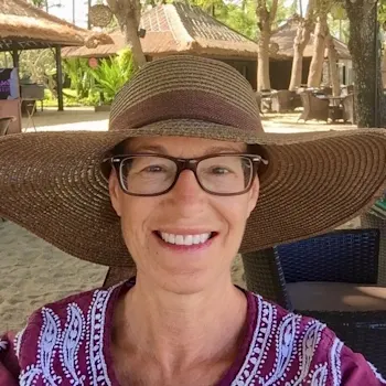 Gina M. Jansheski, M.D., F.A.A.P. is a board-certified pediatrician with 22 years of practice experience. After completing medical school and residency at the University of Arizona, she did a 1-year fellowship in Developmental and Behavioral Pediatrics at The Children’s Hospital in Denver. She then embarked on a career in hospital medicine, becoming the medical director of her pediatric hospitalist group and later bringing palliative care and hospice services to the practice. Later in her professional life, she served as the medical director of The Painted Turtle, one of the Paul Newman Serious Fun medical camps. During her five years in that position, she collaborated year-round with an incredible staff of volunteer specialist physicians and nurses to provide the full camp experience for children with with chronic and life-threatening illnesses.