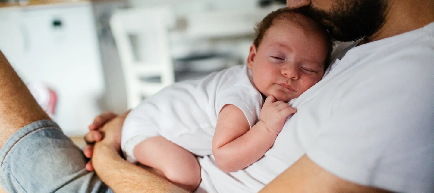 Baby sleeping, going through sleep cycles | Huckleberry