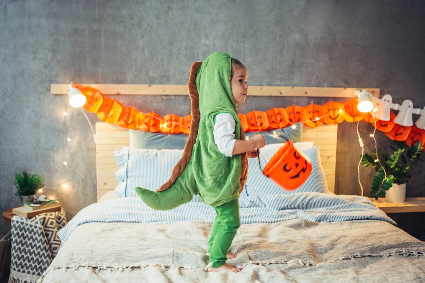 toddler sleep tips for halloween