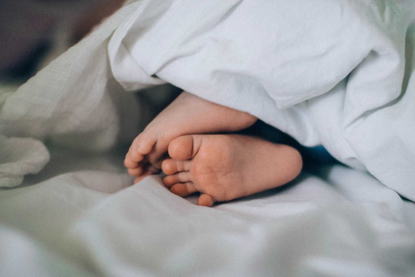 HFMD: How to help baby to sleep with hand foot mouth disease | Huckleberry