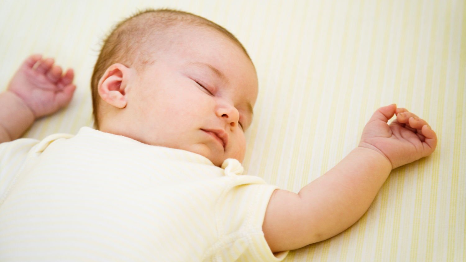 5 month old sleep schedule: Bedtime and nap schedule | Huckleberry