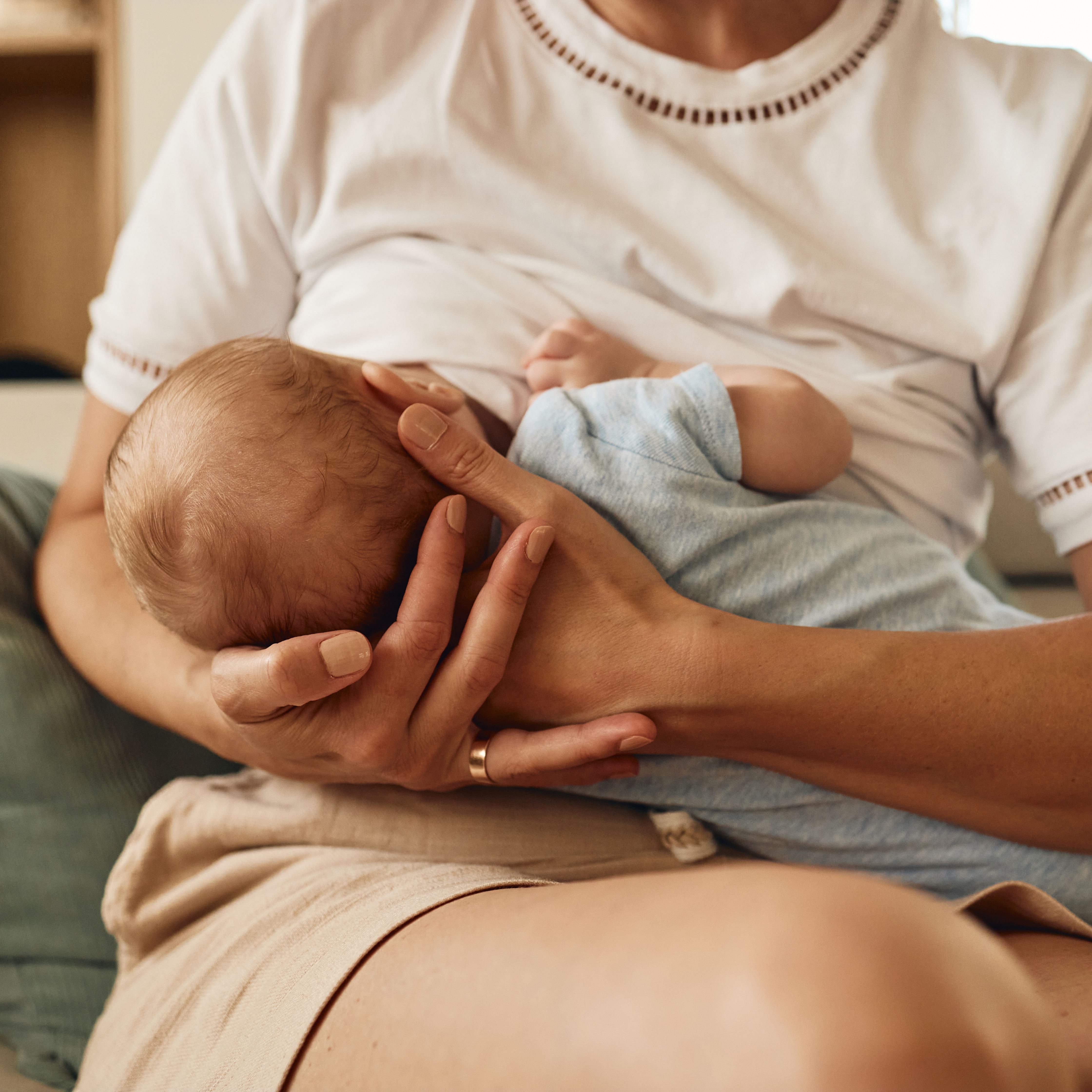 Baby falls asleep nursing