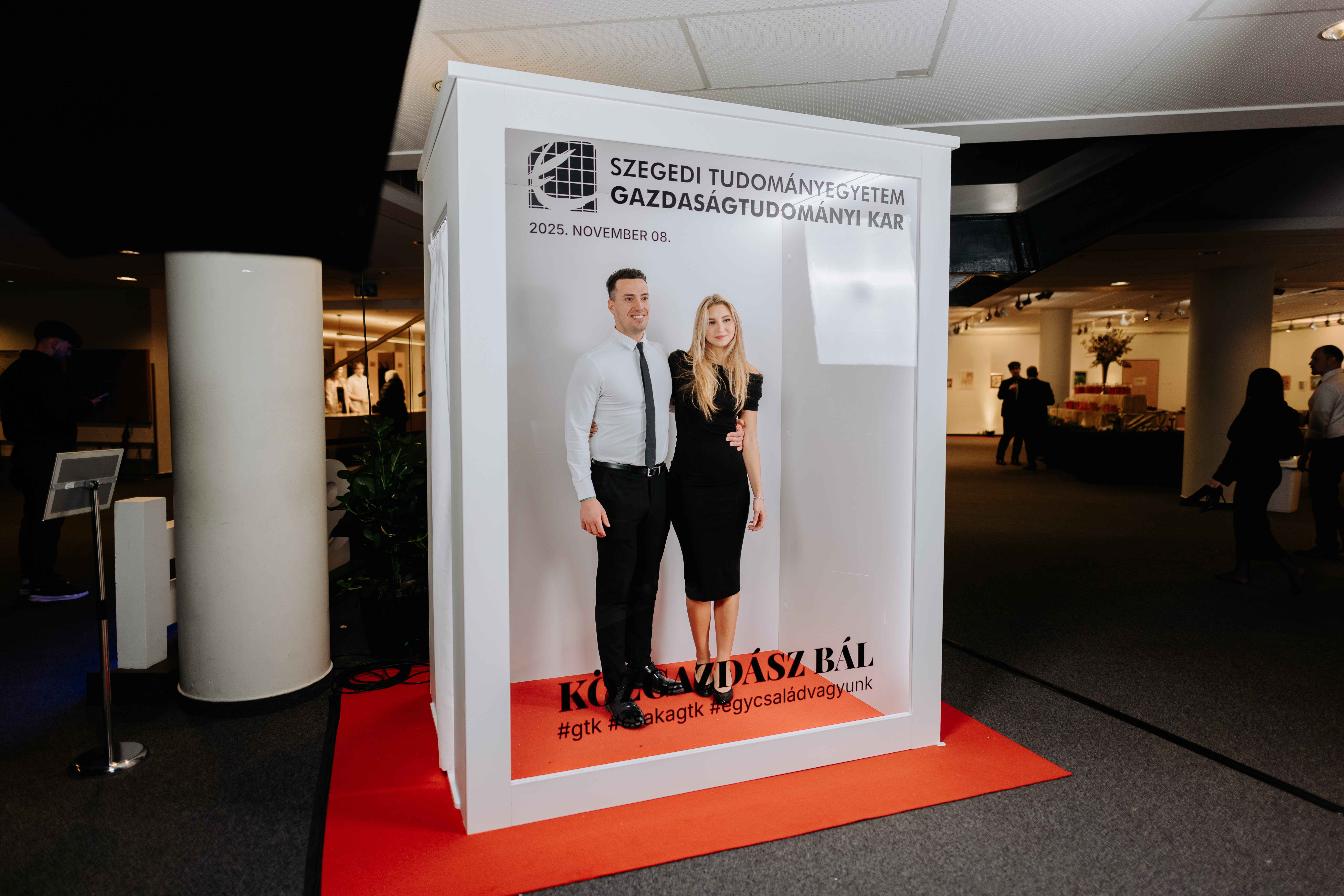 walk in magazine booth