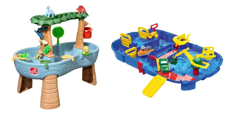Wasserspieltisch mit Füßen im Dino-Design und Wasserbecken im Baustellen-Design