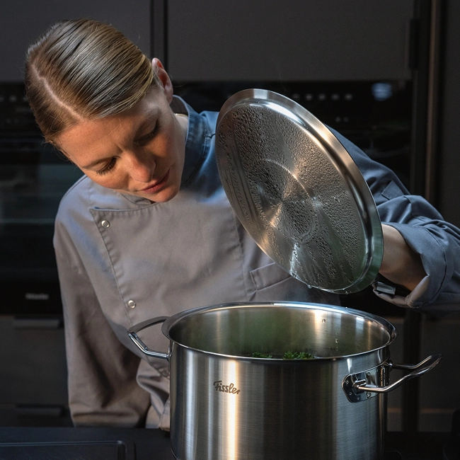 Töpfe der Marke Fissler
