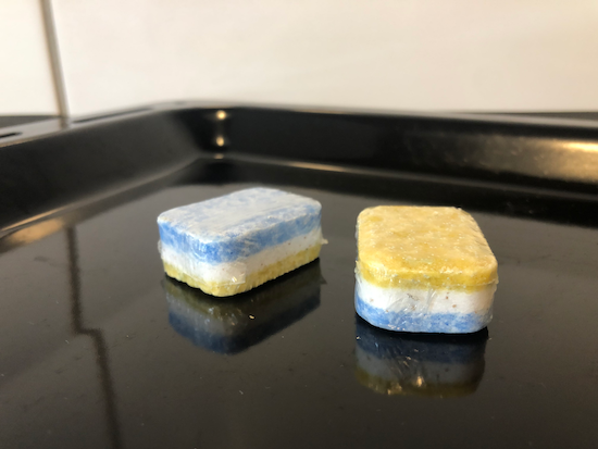 Backblech reinigen mit Spülmaschinentabs