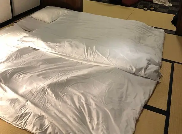 Rozložený japonský futon