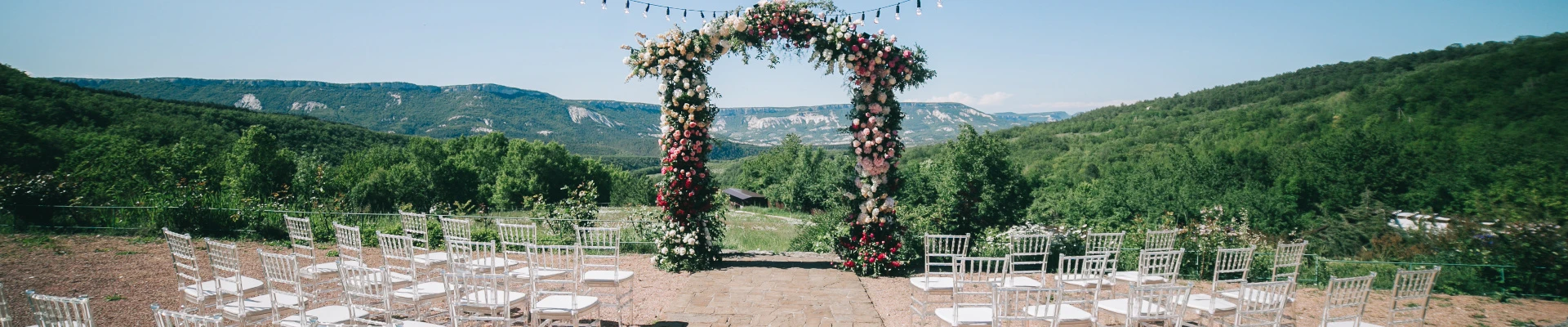 Hochzeitsbögen: romantisches Deko-Element
