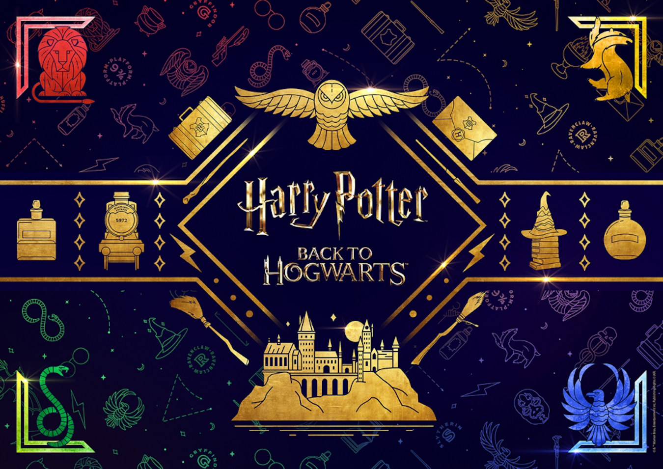 Reklama: Harry Potter Zpátky do Bradavic. Ozdobný banner se znaky všech čtyř bradavických kolejí.