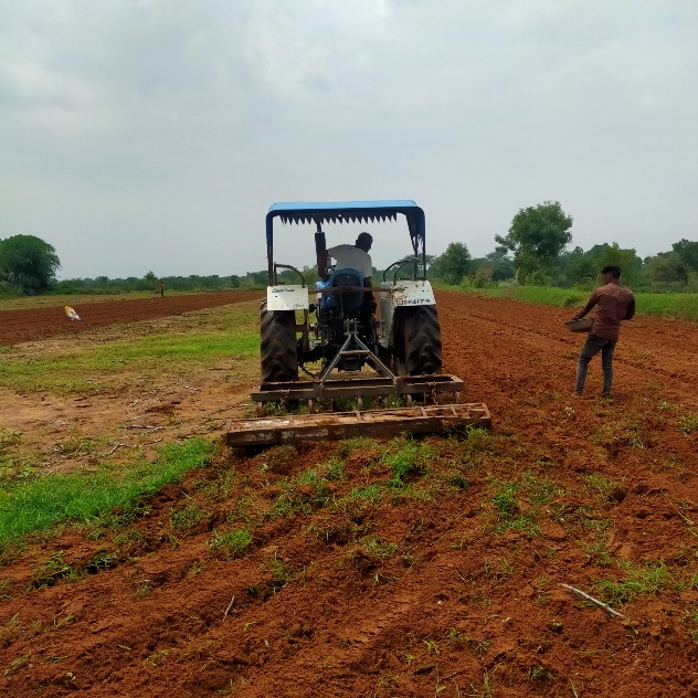 Tractor Gujarat