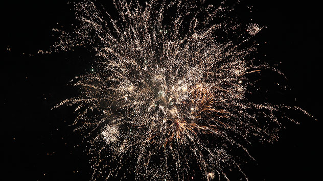 Start ins neue Jahr mit Feuerwerk