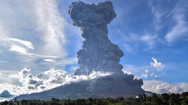  erupcije indonezijskog vulkana Sinabung