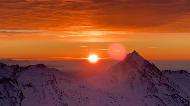 Spektakularan izlazak sunca u Alpama