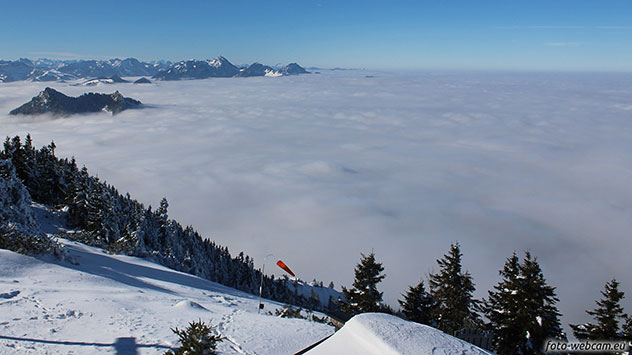 Hochrieshütte über Nebelmeer