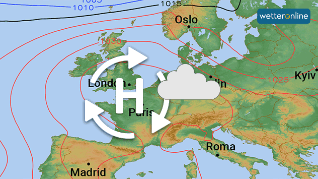 Wetterkarte mit Hoch über Frankreich und dichten Wolken über Deutschland