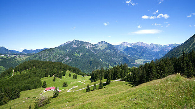 Berglandschaft bei Bad Hindelang im Oberallgäu