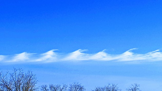 Kelvin-Helmholtz clouds