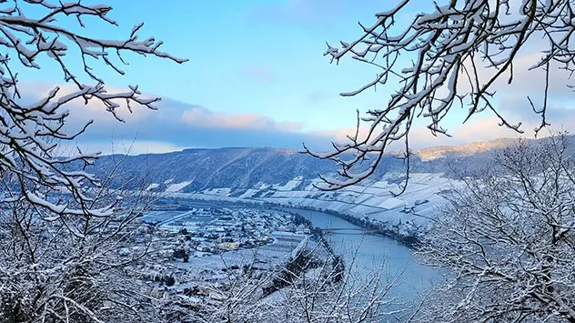 Schöne Winterwanderwege in Deutschland - © Nils Petri via WetterMelder Deutschland Blick auf das Moseltal