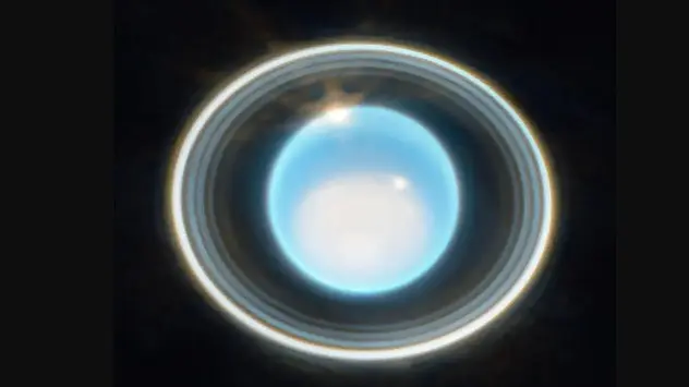 Planet Uran sa svjetlećim prstenovima