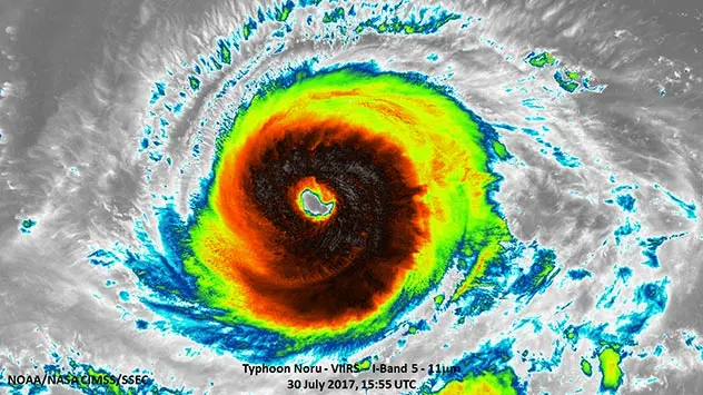 Wellenlänge Infrarot Satellitenbild - Bild: University of Wisconsin-Madison/CIMSS/NASA/NOAA Taifun Noru im Infrarot-Satellitenbild