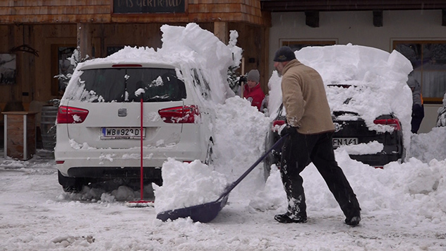 Schneeschippen