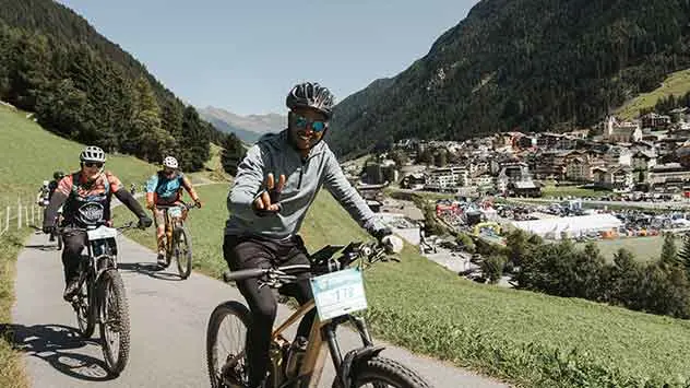Radler bei der offenen E-Bike Weltmeisterschaft in Ischgl 