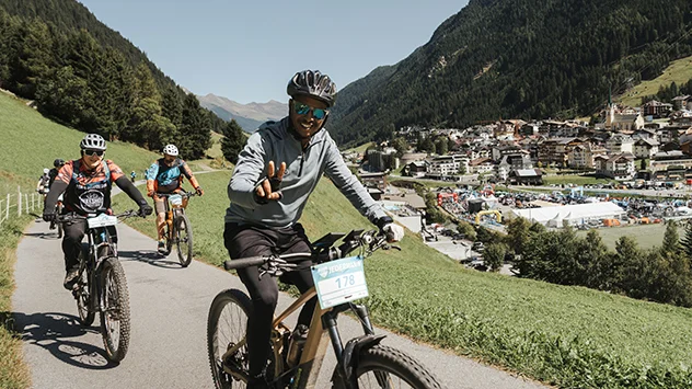 Radler bei der offenen E-Bike Weltmeisterschaft in Ischgl 