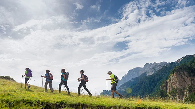 Bild: Lluis Vall Carrillo Wanderer unterwegs im Naturpark Cadí Moixeró