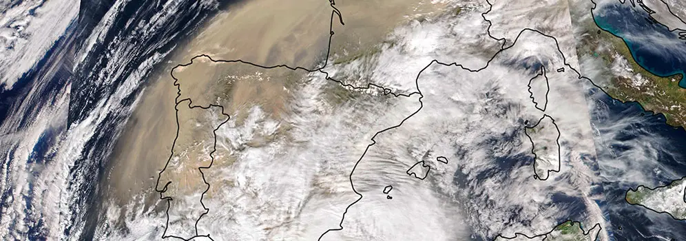 Wolken aus Saharastaub über der Iberischen Halbinsel und Frankreich.