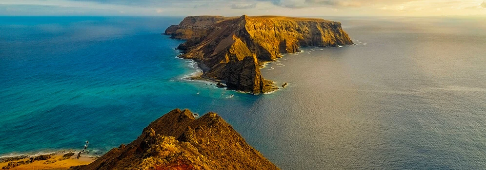 Blick auf Nachbarinsel Ilhéu da Cal von Madeira