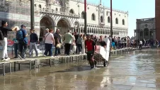 Leichtes Hochwasser in Venedig.