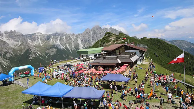 Zieleinlauf beim Schlickeralmlauf im Stubaital 