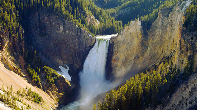 Beeindruckende Lower Falls im Nationalpark