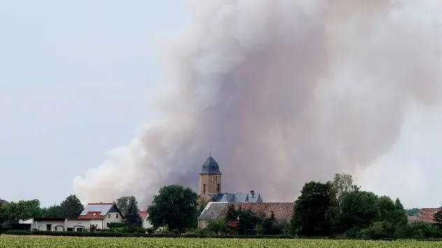 Waldbrand zwischen Brandenburg und Sachsen