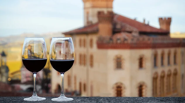 Rotwein im Piemont