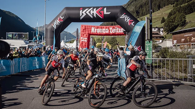 Radler bei der offenen E-Bike Weltmeisterschaft in Ischgl 