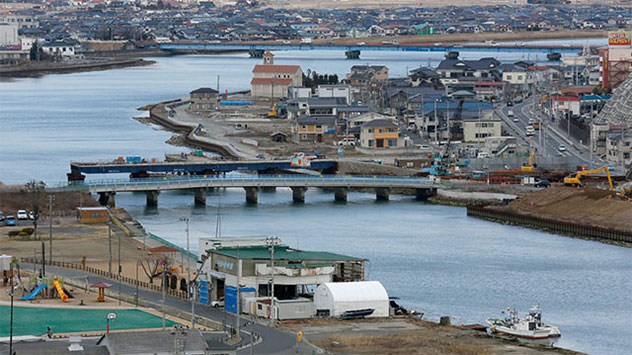Japan erholt sich langsam von den immensen Folgen des Tsunamis, doch die Angst vor einer neuen Welle bleibt.