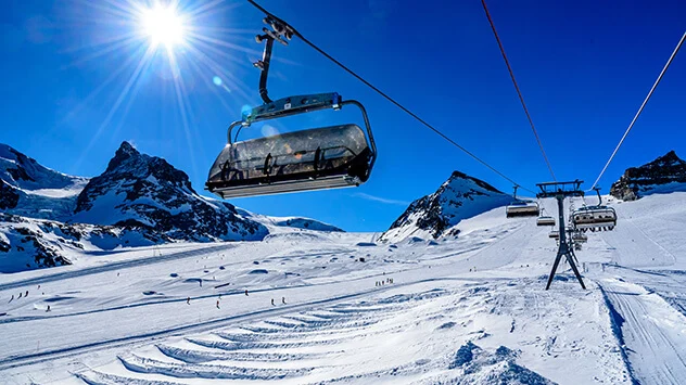 Lift in Breuil-Cervinia Valtournenche Zermatt