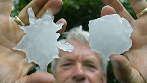 Hagel Zacken  (c) dpa