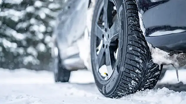 Funkcionalne zimske gume važne su za sigurnu vožnju. Ovi znakovi na gumama su važni za zimske uvjete