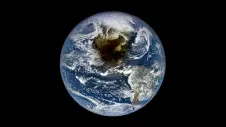 aarde maan zonsverduistering eclips 